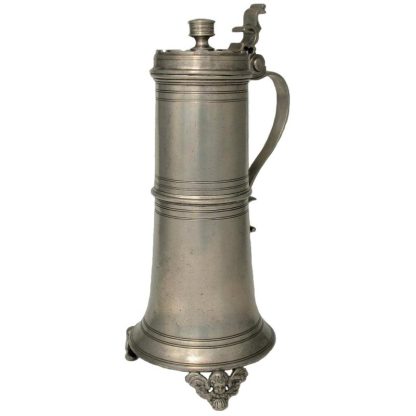 Caraffa liscia con piedini